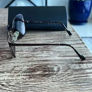 Fendi | Accessories | Fendi Fs55 Metal Square Sunglasses  display picture 3